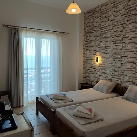 Corali Hotel Piso Livadi Exterior photo